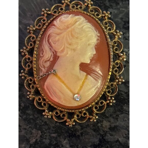 Vintage Cameo Brooch Rhinestone Victorian Style Lady Profile Gold-Tone Filigree - Picture 3 of 9